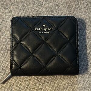 Kate Spade ♠️ Natalia Small Zip Around Quilted Wallet (EUC)